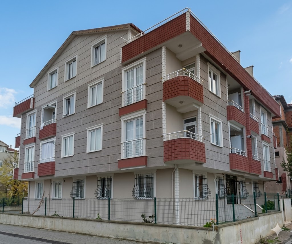 Özdemir Apartmanı-Hazine Sk.
